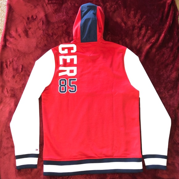 Brand New Tommy Hilfiger Sweater - Picture 5 of 8